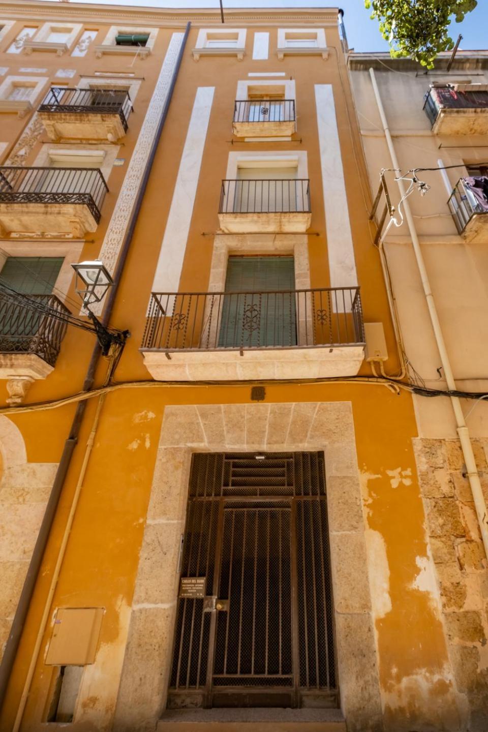 Apartamento En El Corazon De Tarragona. Planta Baja Con Patio. Exterior foto