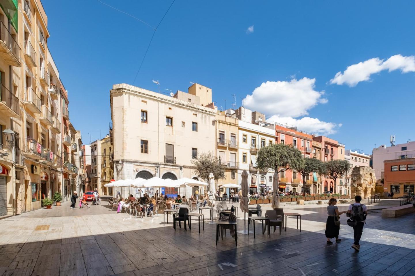 Apartamento En El Corazon De Tarragona. Planta Baja Con Patio. Exterior foto