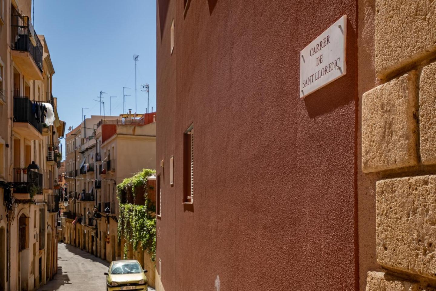Apartamento En El Corazon De Tarragona. Planta Baja Con Patio. Exterior foto